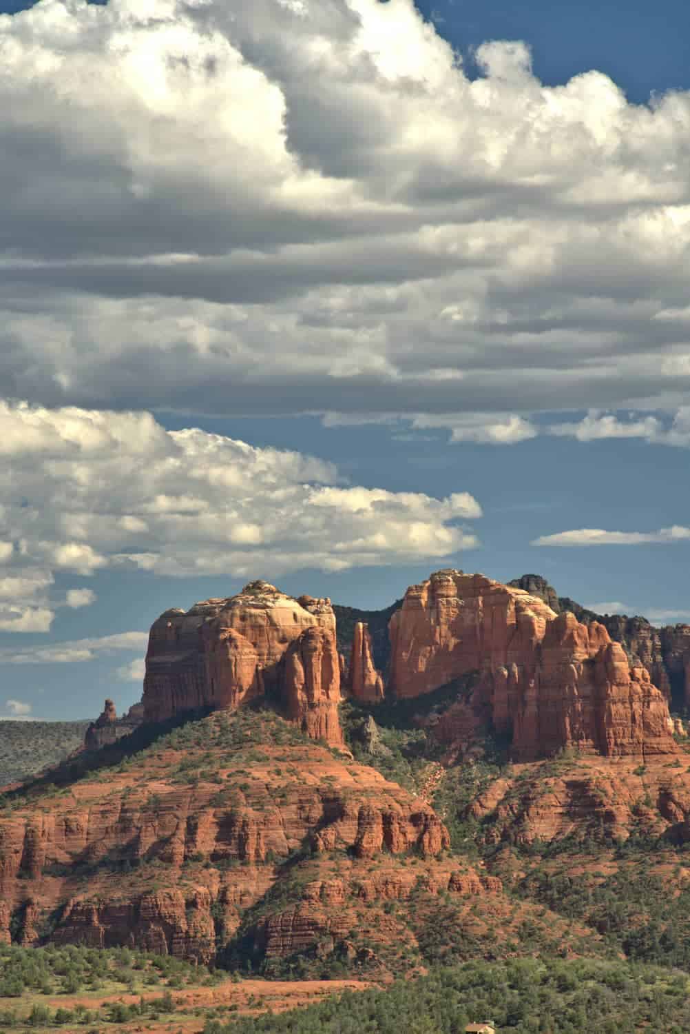 cathedral rock in red rock crossing 2025 01 10 15 15 47 utc (1)